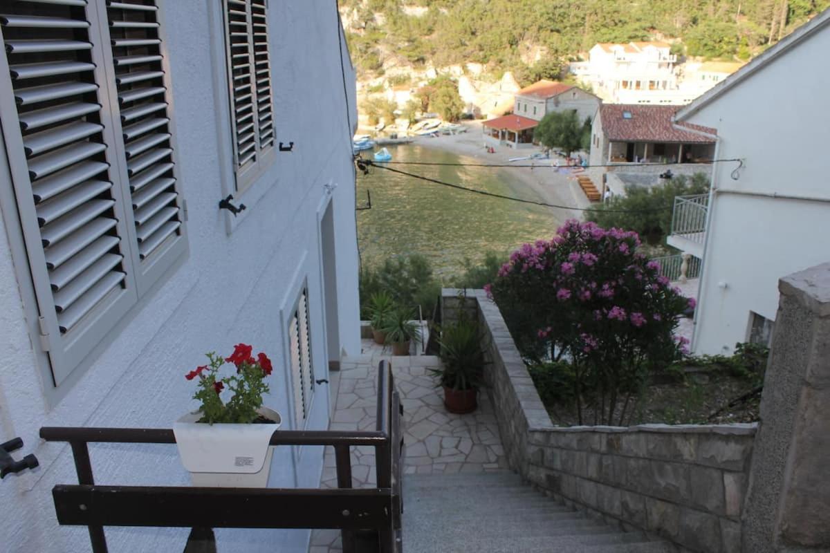 Villa Mateljan Zastražišće 외부 사진